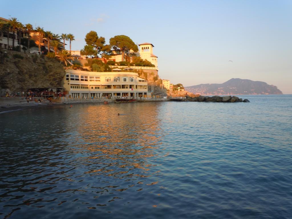 Апартаменти La Mansarda Sul Mare Больяско Екстер'єр фото